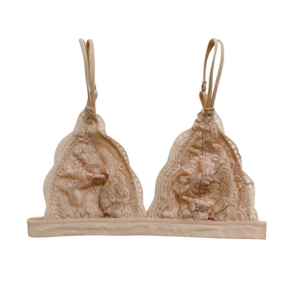 NWT Nude Triangle Floral Lace Bralette